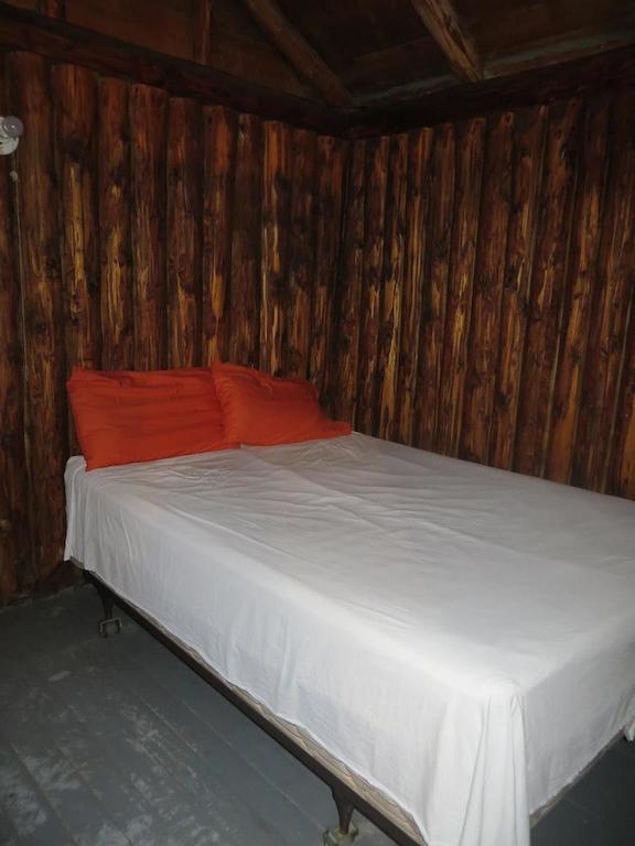 Lake Wolsey Cabins Hotel Gore Bay Quarto foto