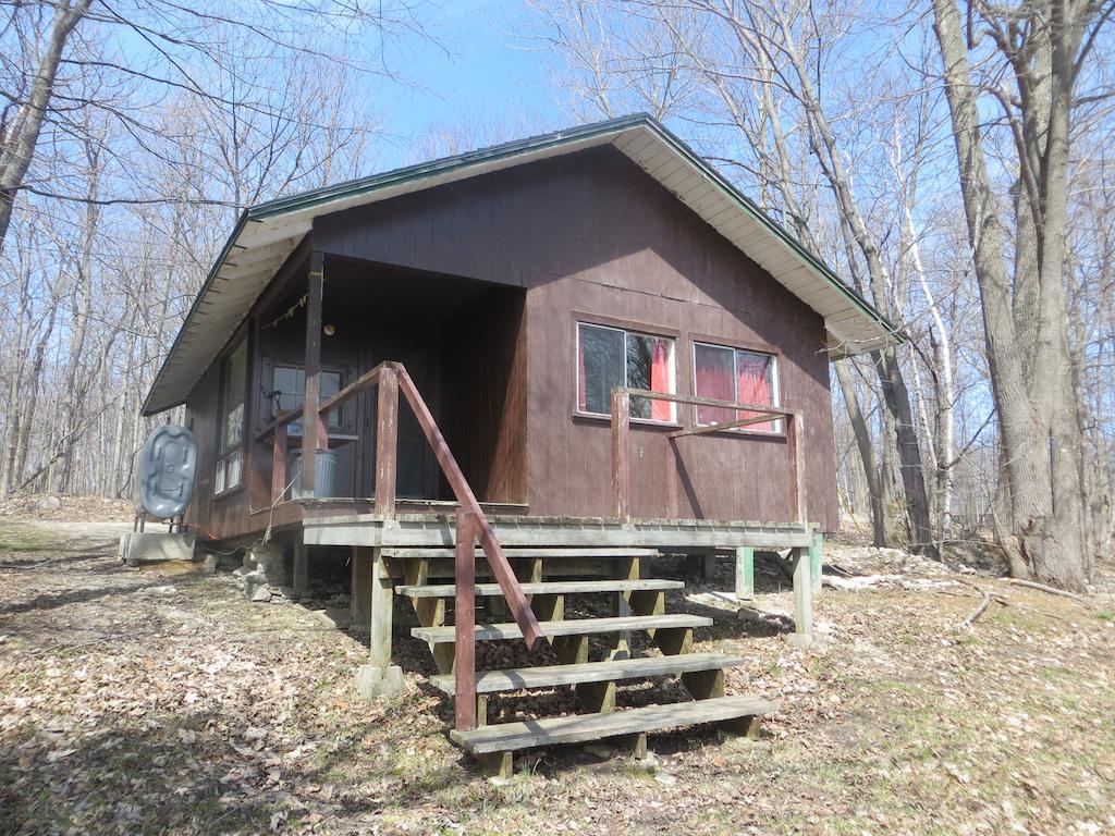 Lake Wolsey Cabins Hotel Gore Bay Quarto foto